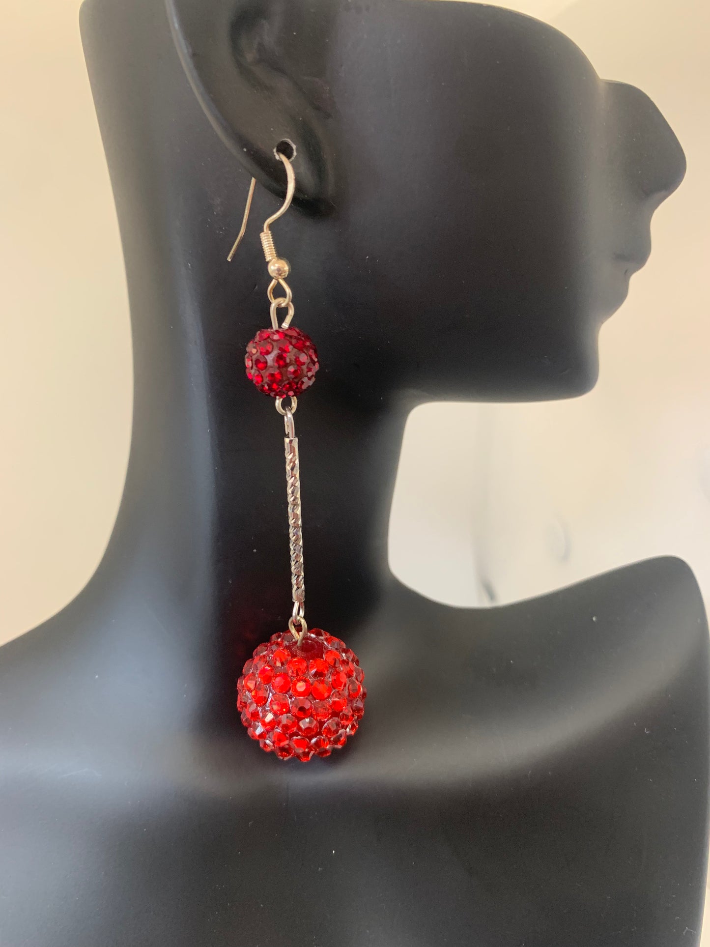 Dangle earring medium