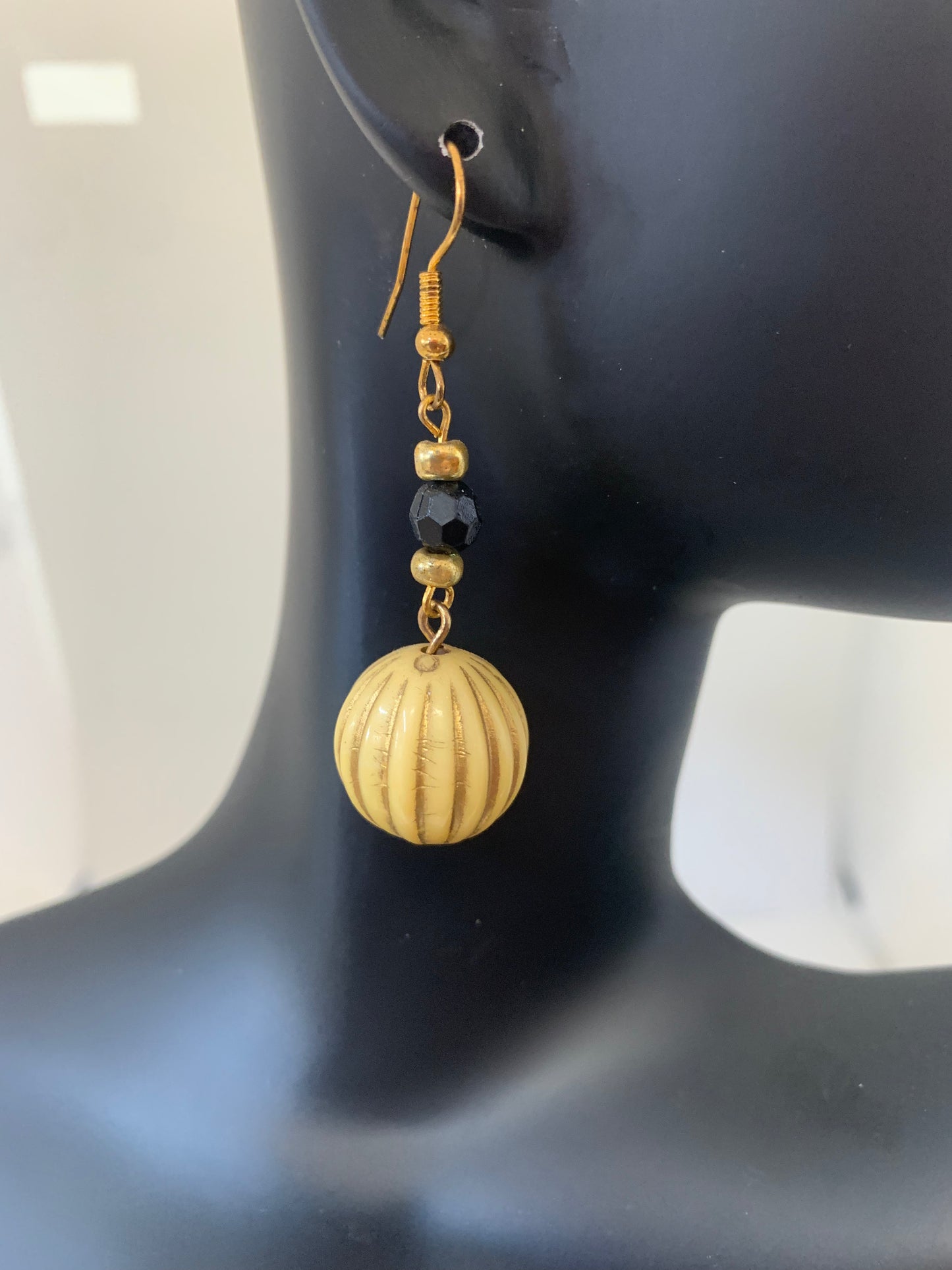 Dangler earring large