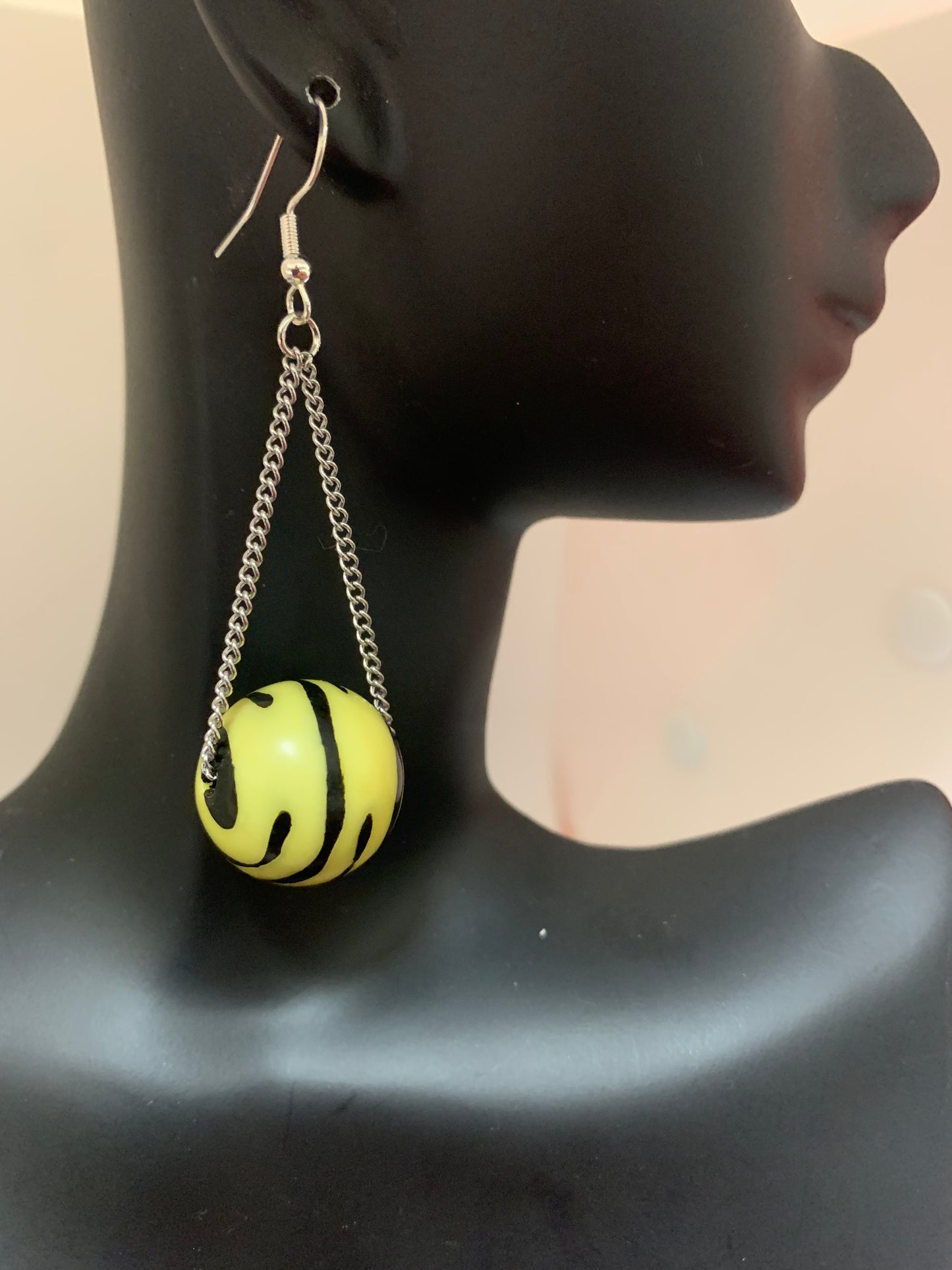 Dangler earring large