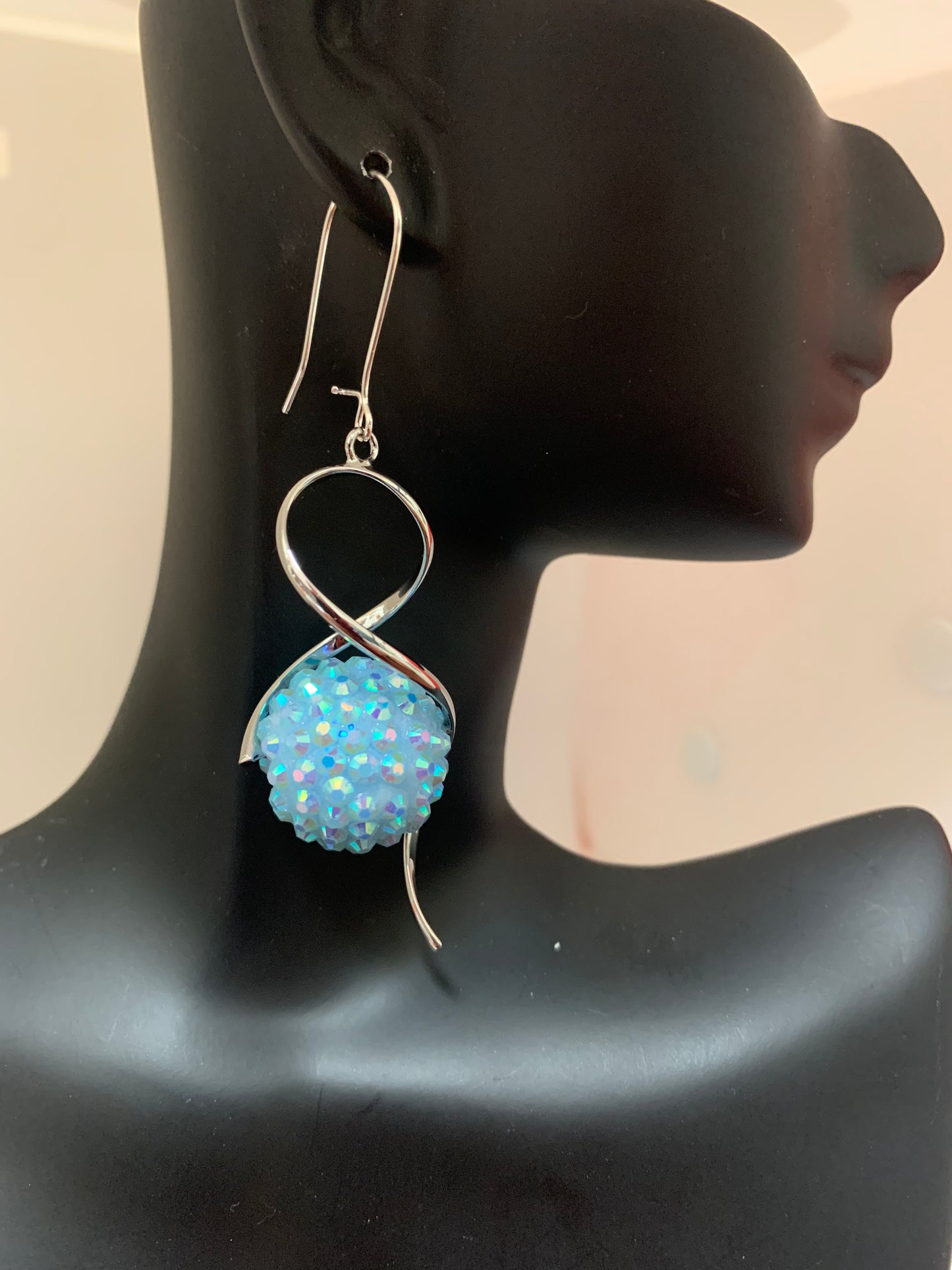 Dangler earring large