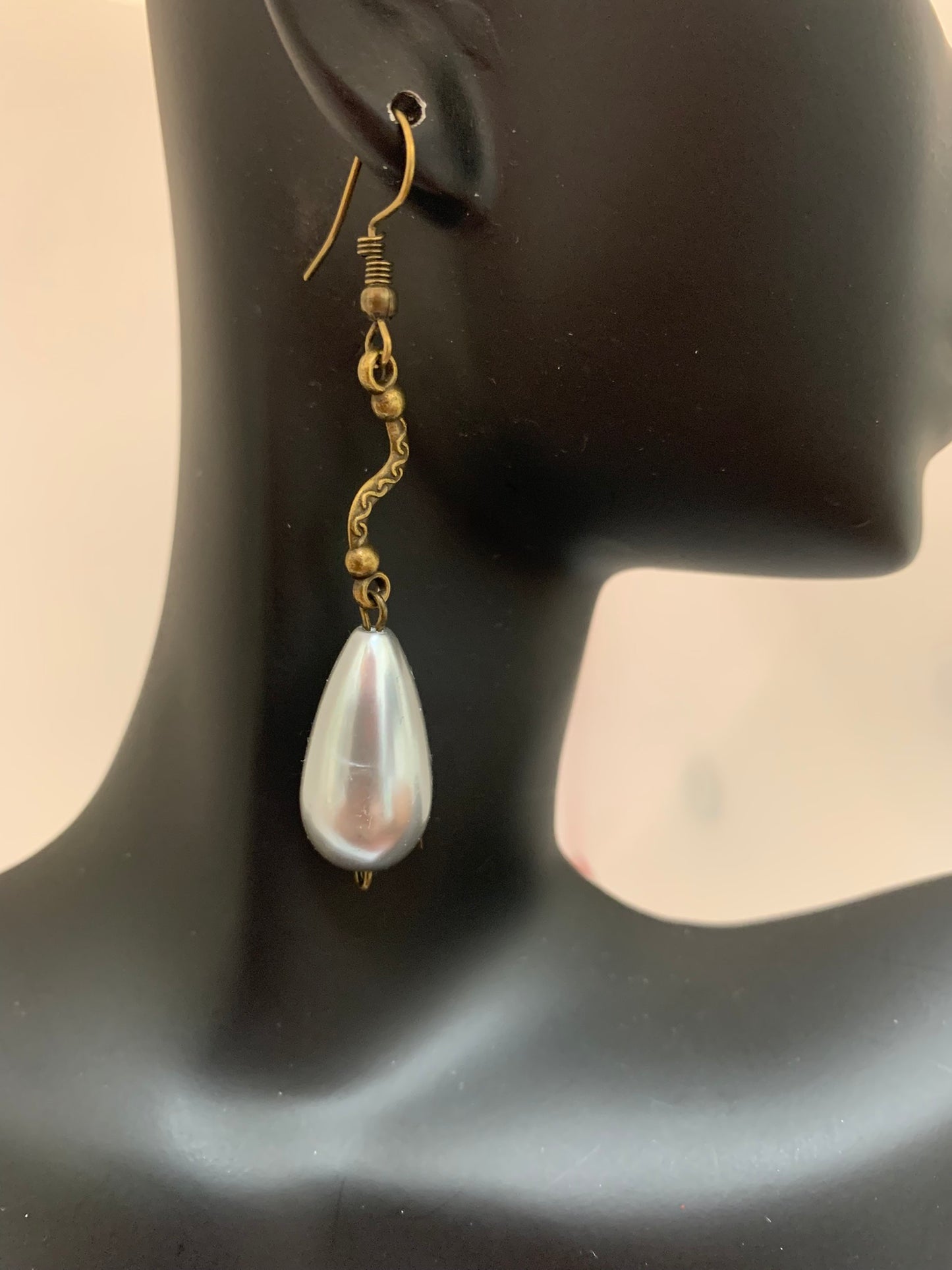 Dangle medium