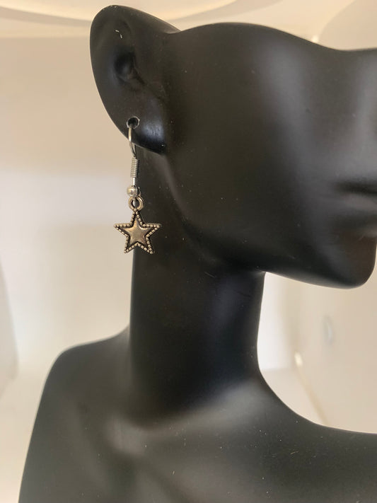 Small Star Earring
